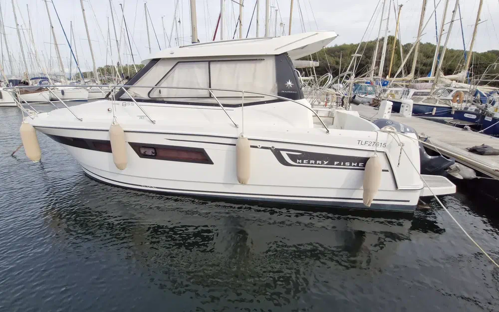 slider 2 Jeanneau Merry Fisher 855