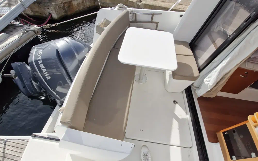 slider 3 Jeanneau Merry Fisher 855