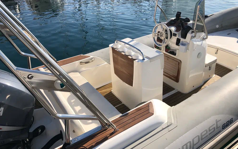 slider 1 Capelli Tempest 626 Sandy