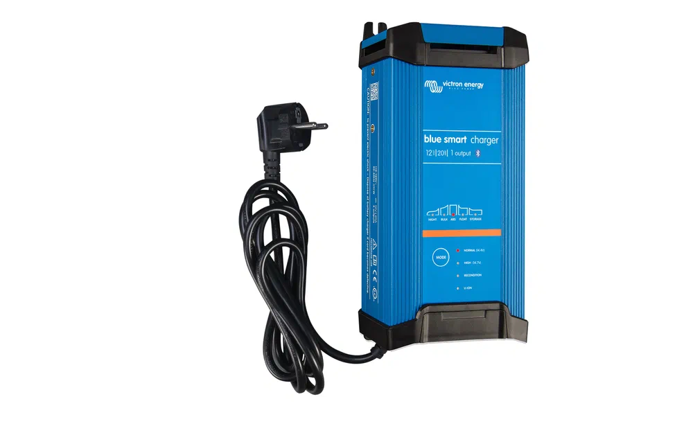 slider 0 Chargeur Blue Smart IP22 12/20 (1)