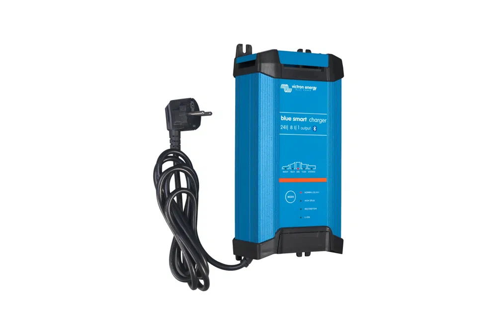 slider 0 Chargeur Blue Smart IP22 24/8 (1)