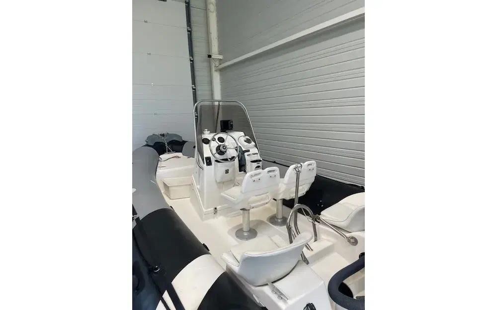 slider 2 Zodiac Pro 550 Open