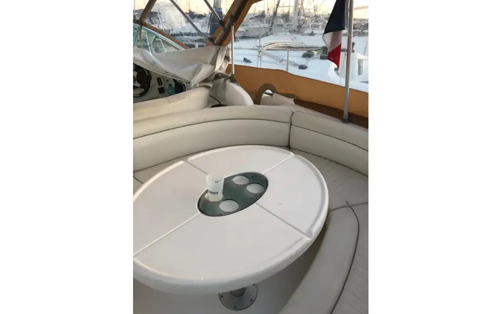 slider 10 Jeanneau Leader 805