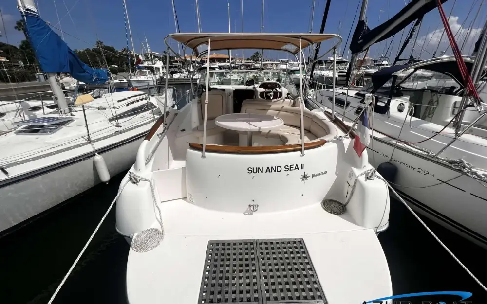 slider 1 Jeanneau Leader 805