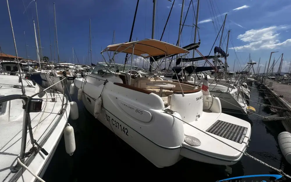 slider 3 Jeanneau Leader 805