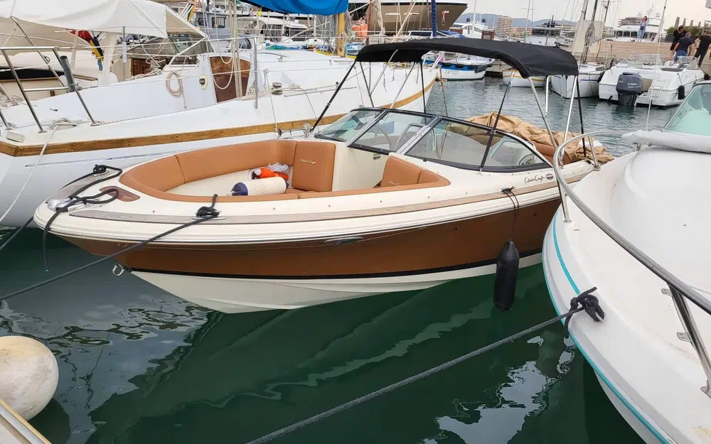 Chris CraftLaunch 22