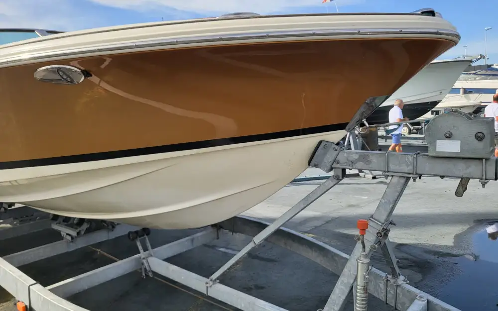 slider 16 Chris Craft Launch 22