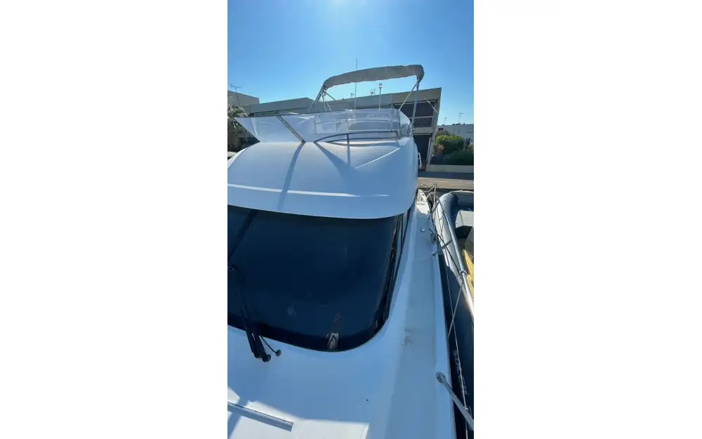 slider 19 Beneteau Antares 36