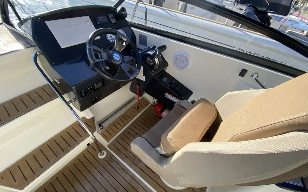 slider 7 Quicksilver  805 Cruiser