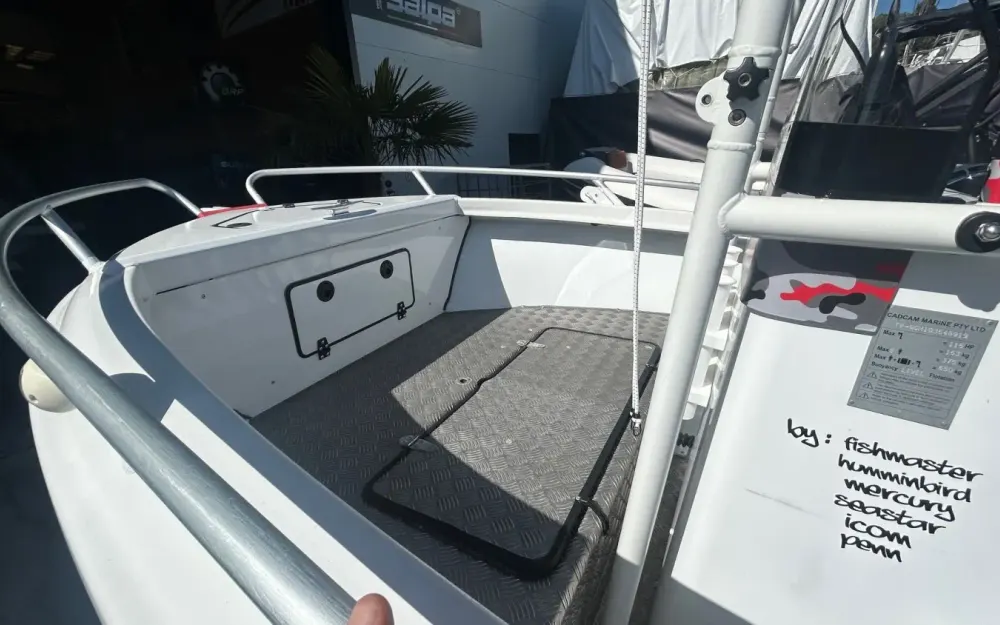 slider 8 Morningstar Boats  520 F