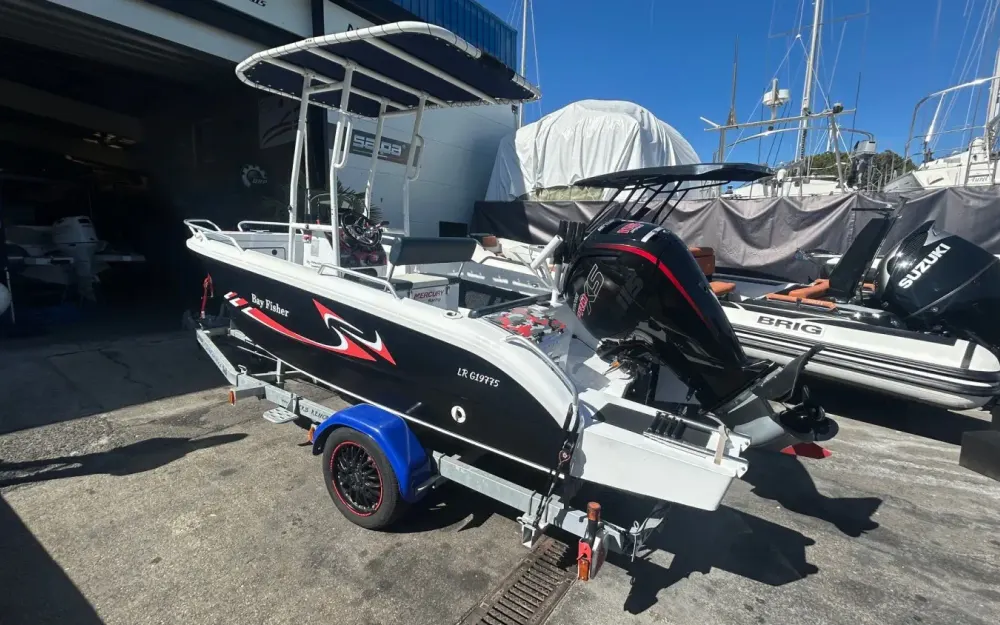 slider 2 Morningstar Boats  520 F