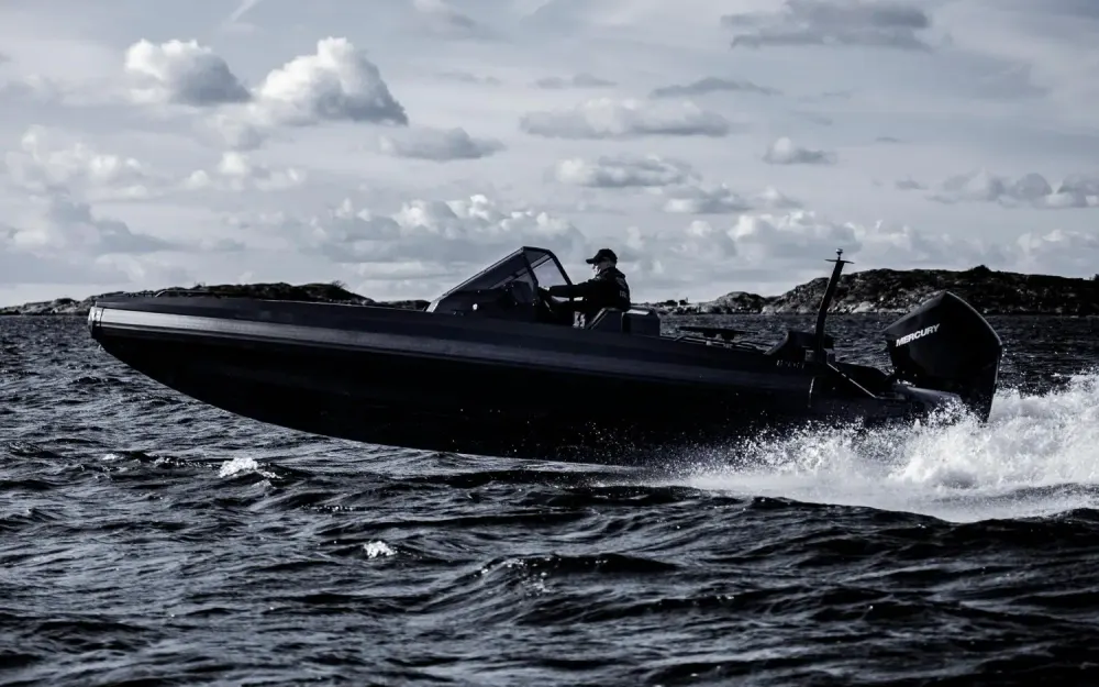 slider 3 Iron Boats  827 - null