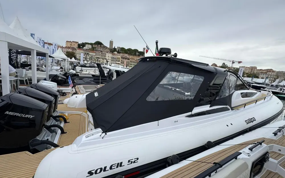 slider 29 Salpa Soleil 52