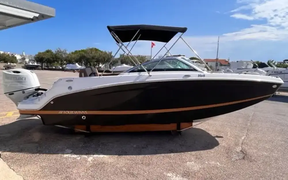 slider 0 Four Winns HD3 OB