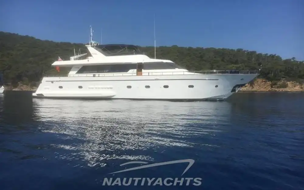 FalconFalcon 82 S