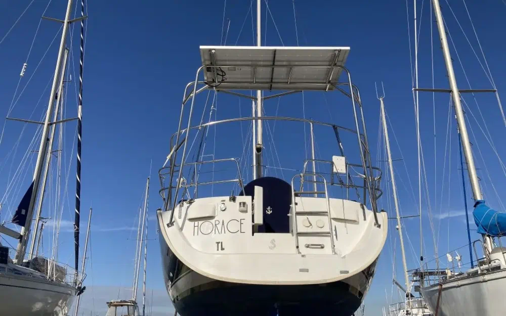 slider 9 Beneteau Oceanis 423
