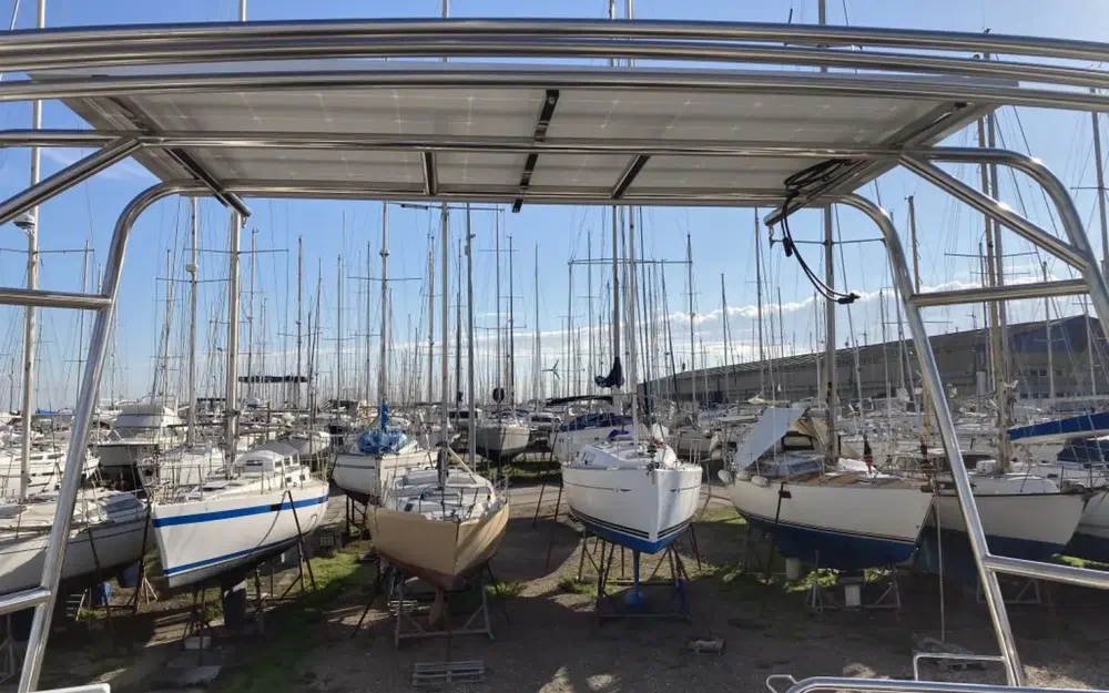 slider 10 Beneteau Oceanis 423