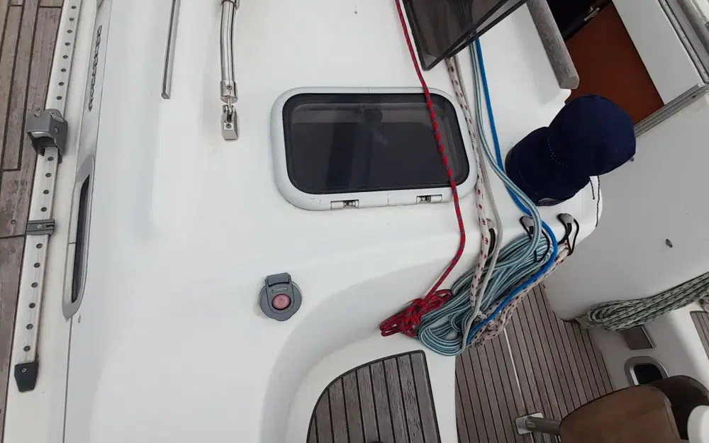 slider 122 Beneteau Oceanis 423