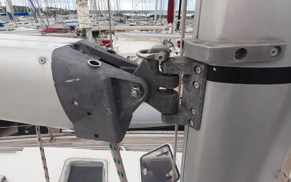 slider 127 Beneteau Oceanis 423