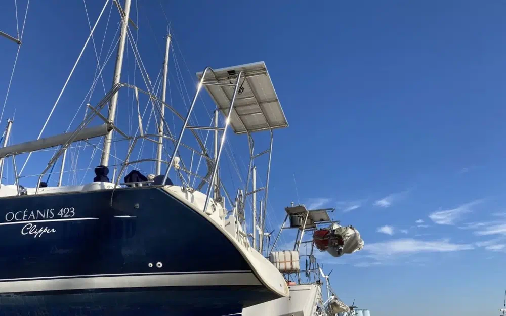 slider 12 Beneteau Oceanis 423