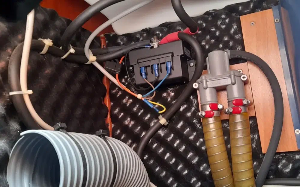 slider 138 Beneteau Oceanis 423