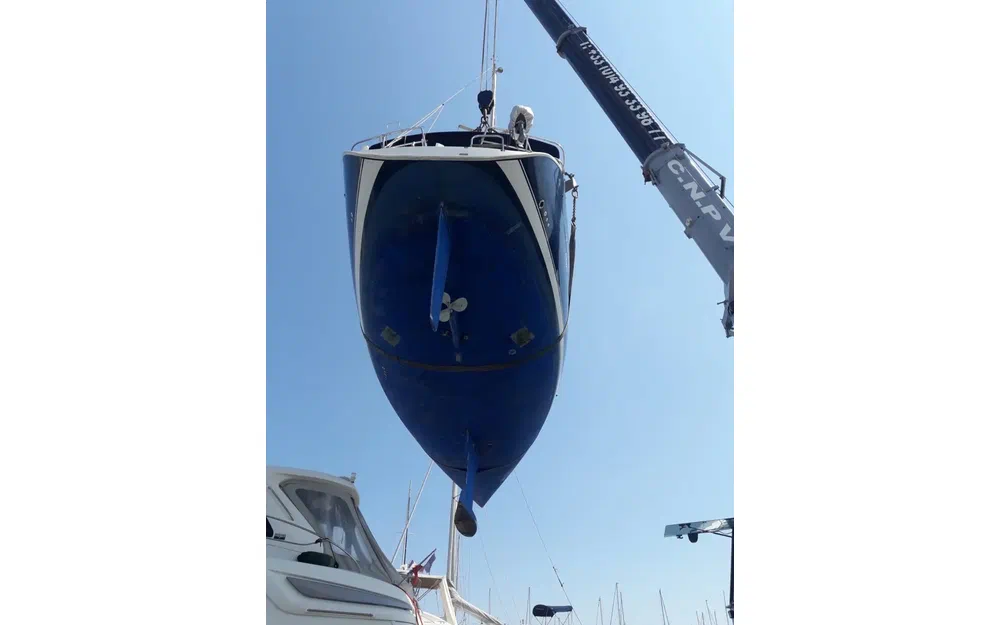 slider 14 Beneteau Oceanis 423