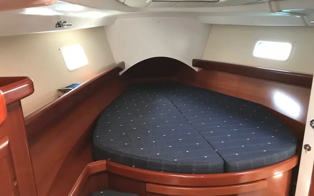 slider 18 Beneteau Oceanis 423