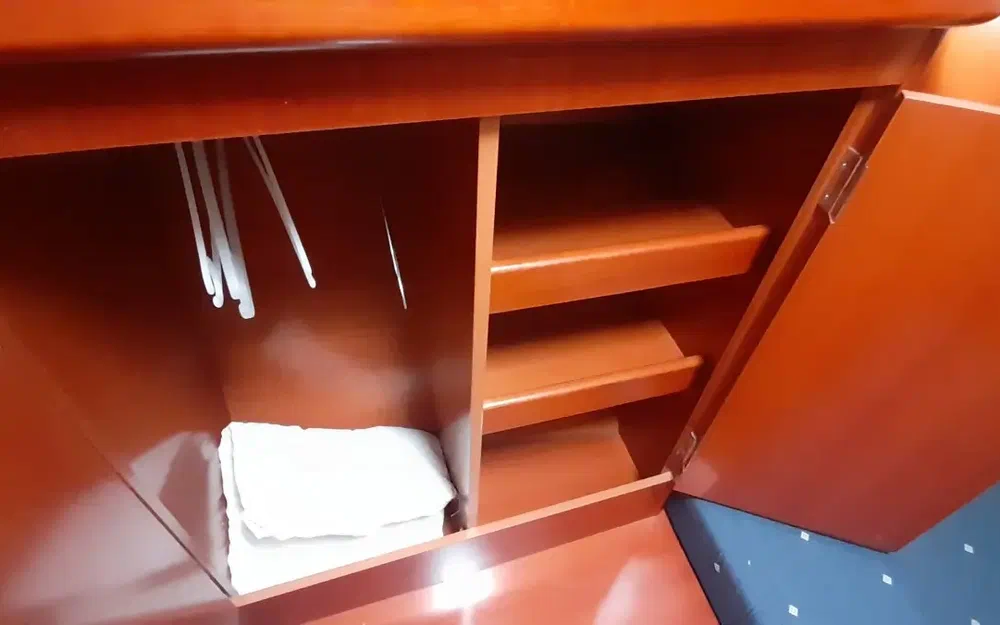 slider 19 Beneteau Oceanis 423