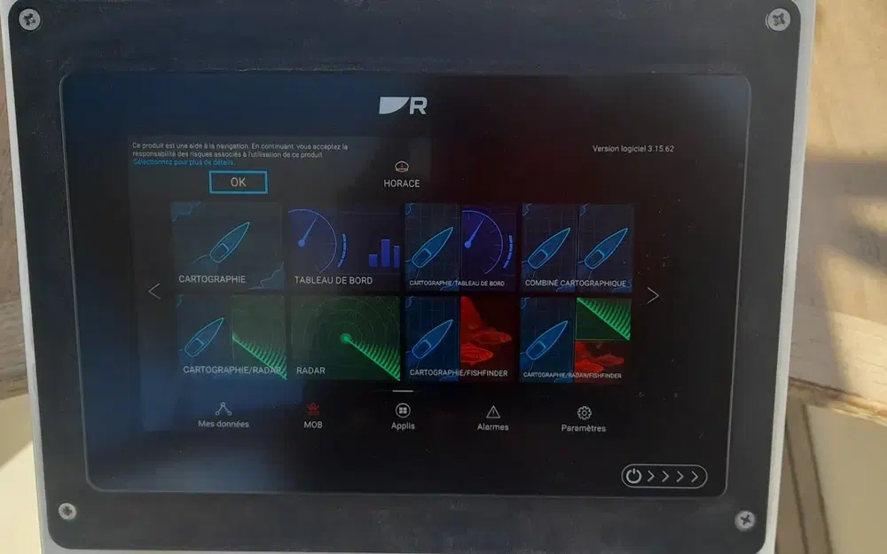 slider 61 Beneteau Oceanis 423