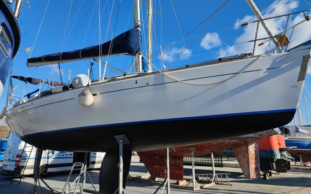 slider 20 Beneteau First 35.7