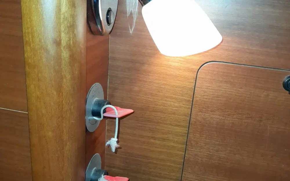 slider 131 Dufour 405