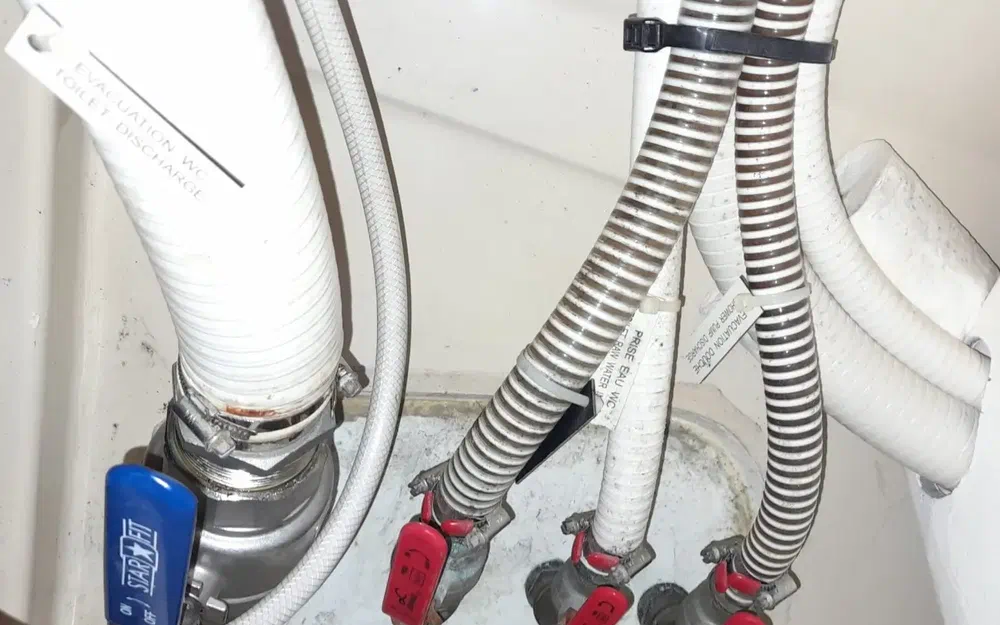 slider 142 Dufour 405