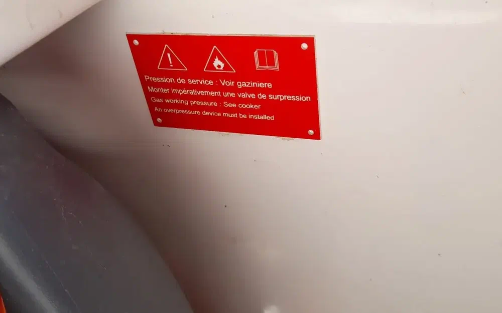 slider 177 Dufour 405