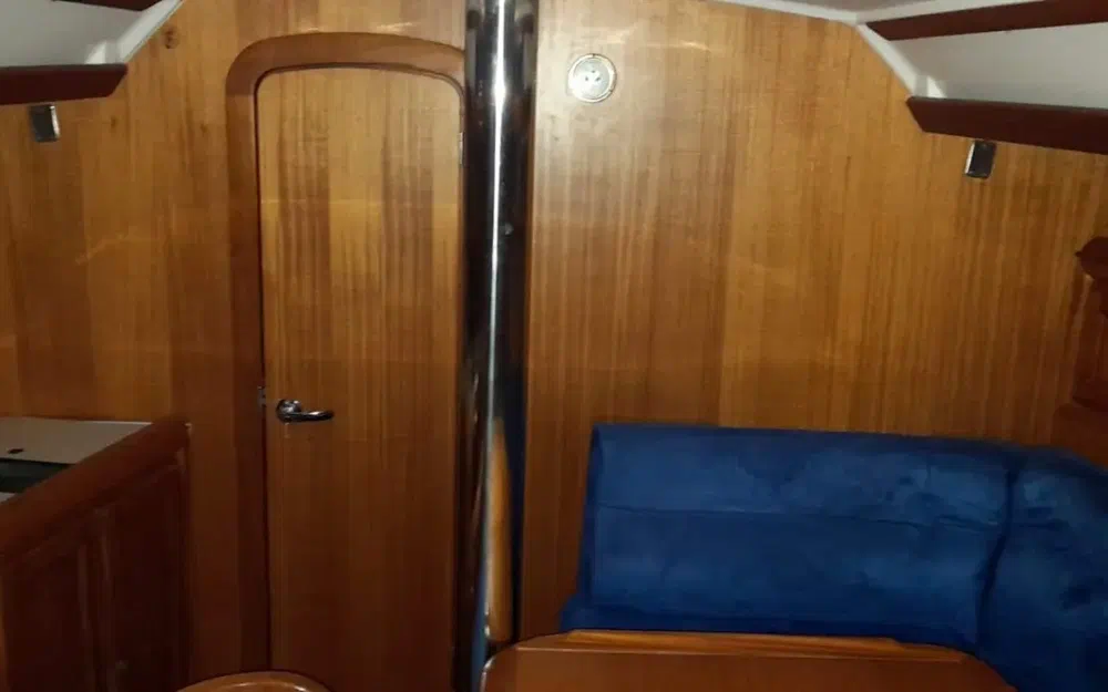 slider 104 Dufour 38