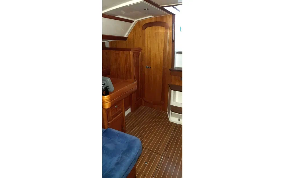 slider 110 Dufour 38