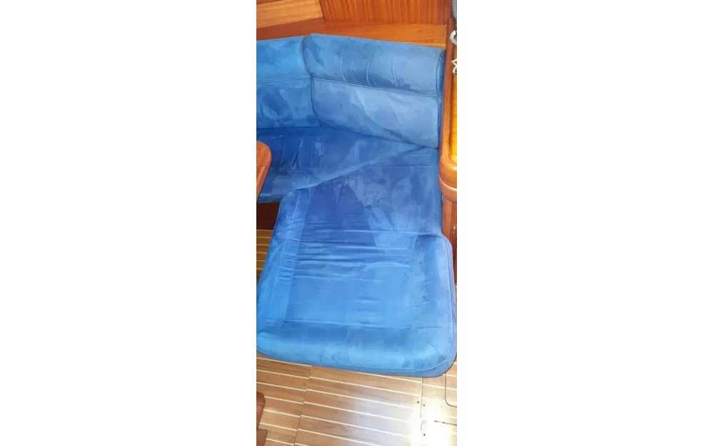 slider 114 Dufour 38