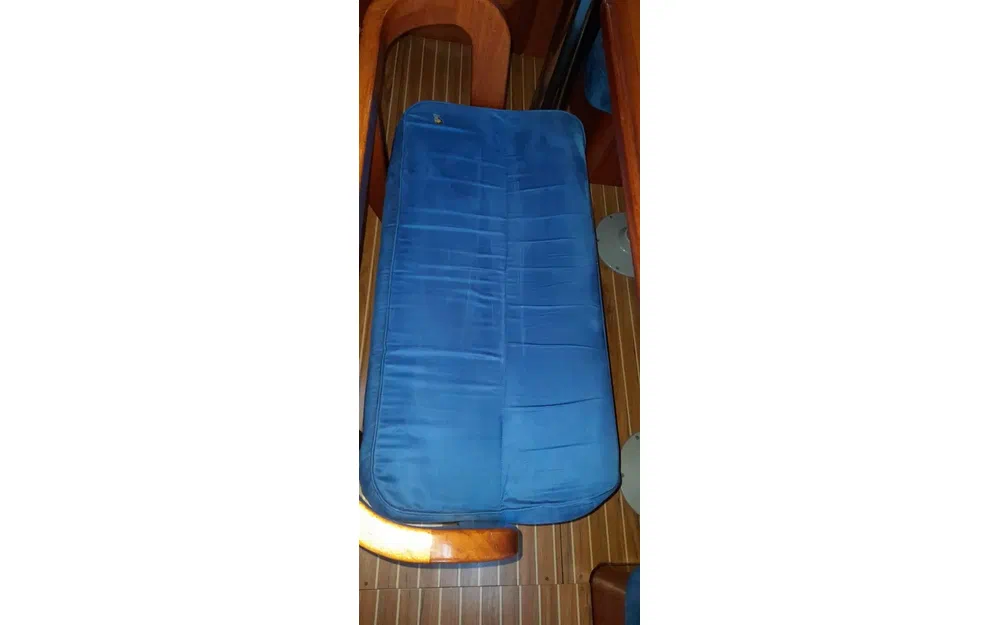 slider 116 Dufour 38