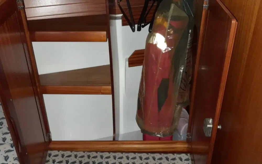 slider 143 Dufour 38