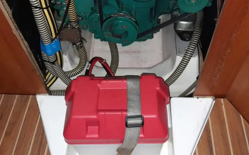 slider 168 Dufour 38