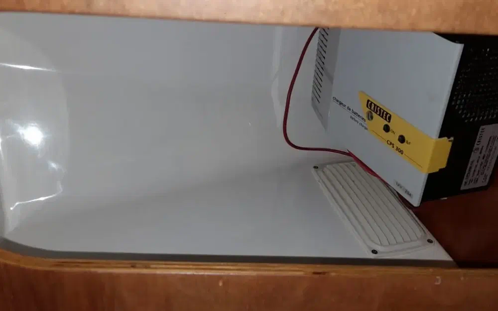 slider 183 Dufour 38