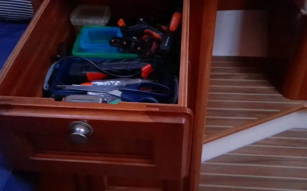 slider 188 Dufour 38