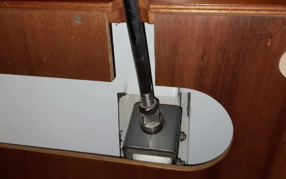 slider 191 Dufour 38