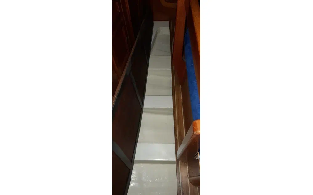 slider 194 Dufour 38