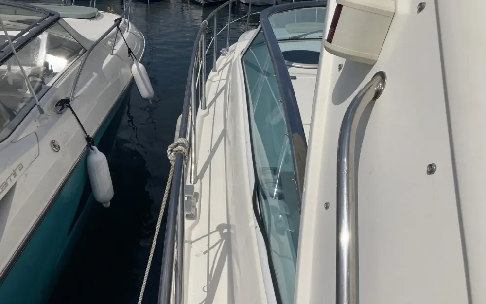 slider 14 Sealine  S 38