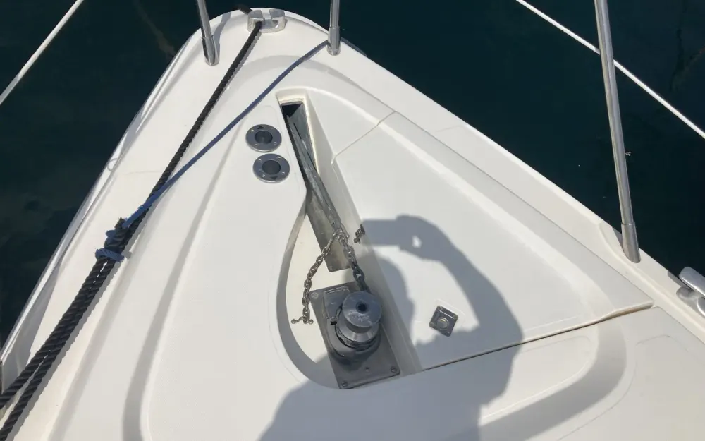 slider 16 Sealine  S 38