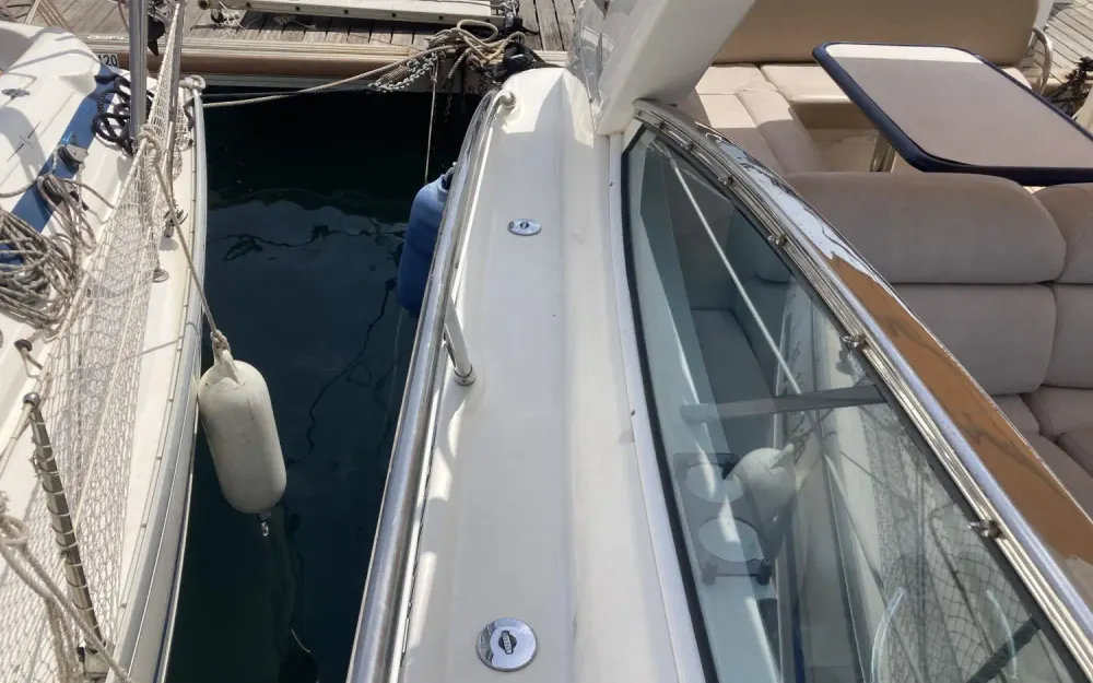 slider 24 Sealine  S 38