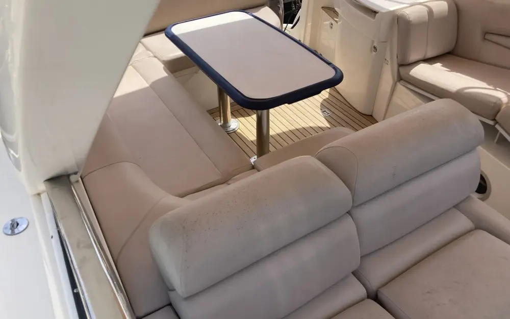 slider 27 Sealine  S 38