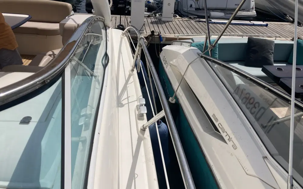 slider 28 Sealine  S 38