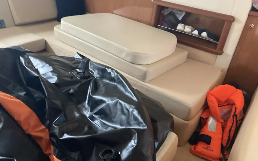 slider 35 Sealine  S 38
