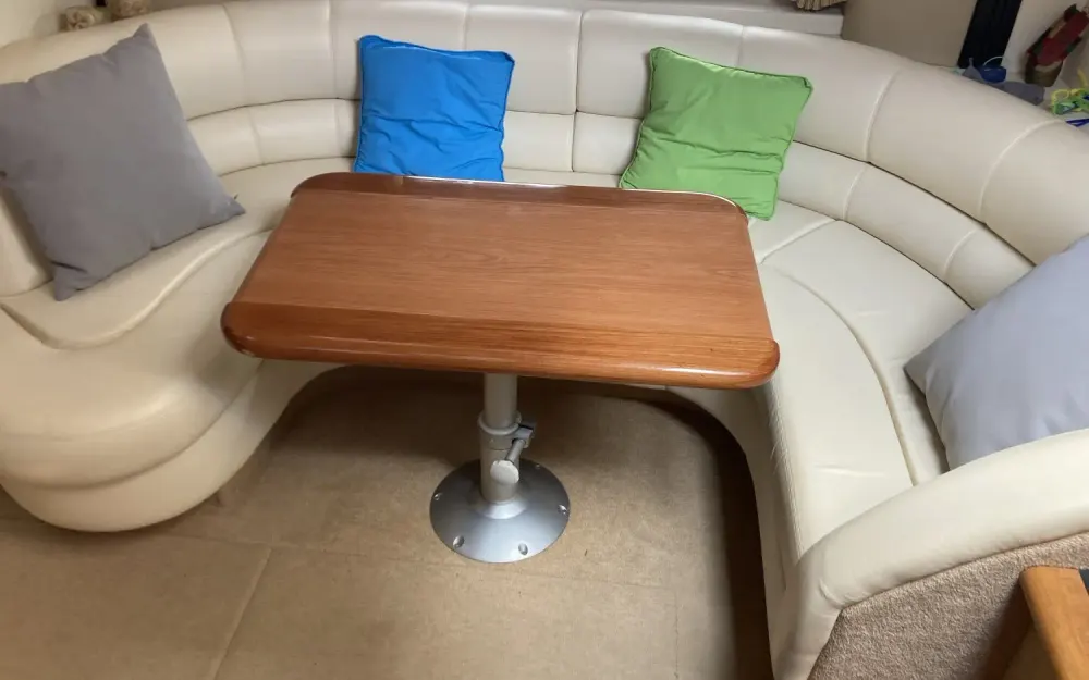 slider 36 Sealine  S 38